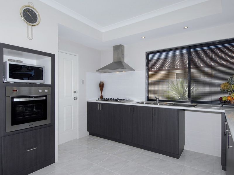 64 Morfontaine Parade, Port Kennedy WA 6172