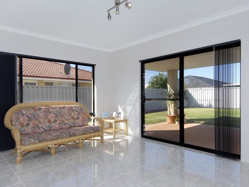 64 Morfontaine Parade, Port Kennedy WA 6172