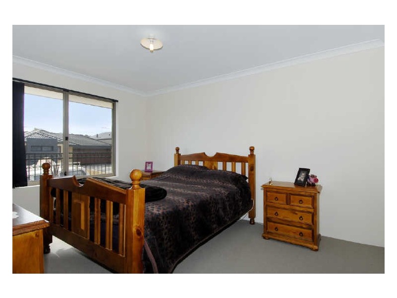 6 Stratford Road, Bertram WA 6167