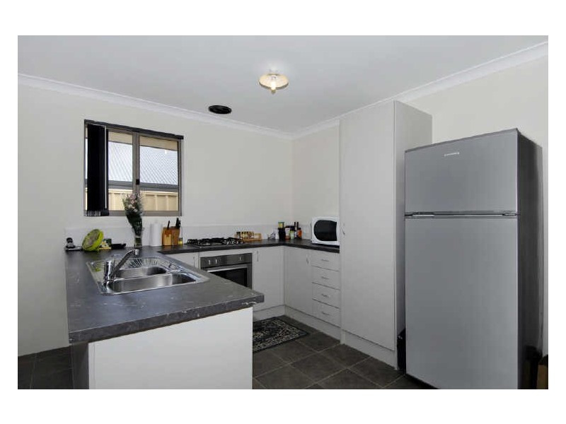 6 Stratford Road, Bertram WA 6167