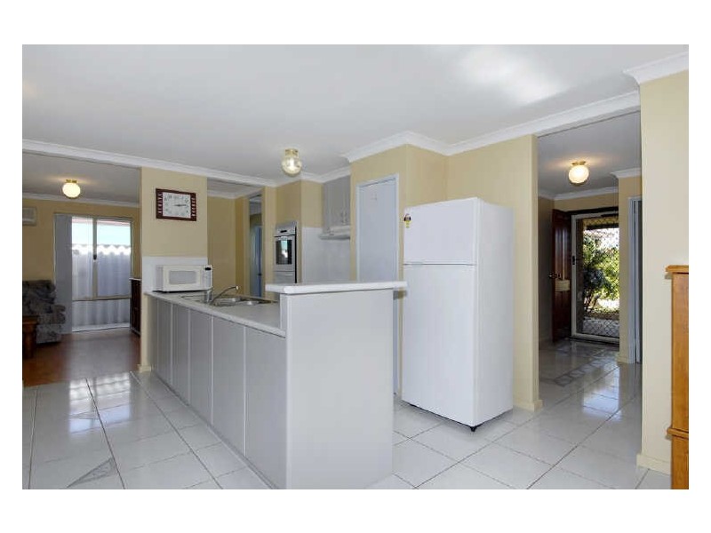22 Sennet Lane, Warnbro WA 6169