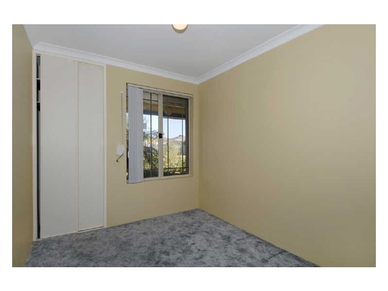 22 Sennet Lane, Warnbro WA 6169