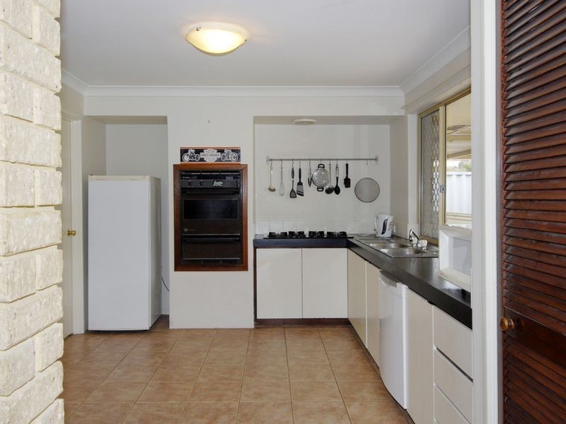 41 Gumnut Crescent, Safety Bay WA 6169