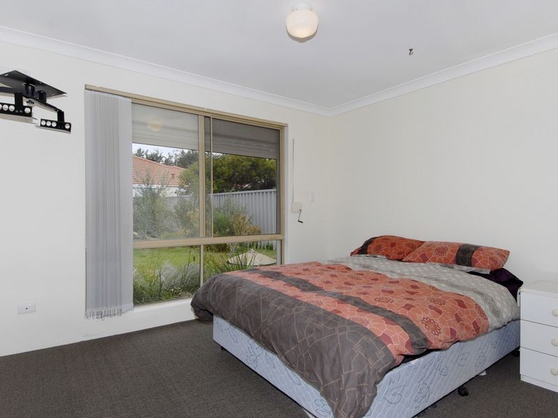 41 Gumnut Crescent, Safety Bay WA 6169