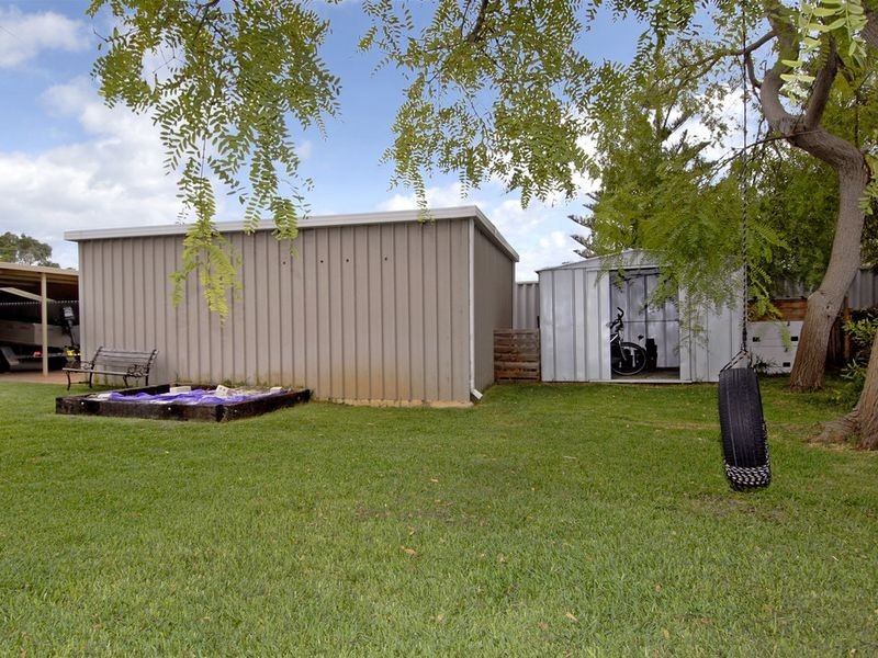 41 Gumnut Crescent, Safety Bay WA 6169