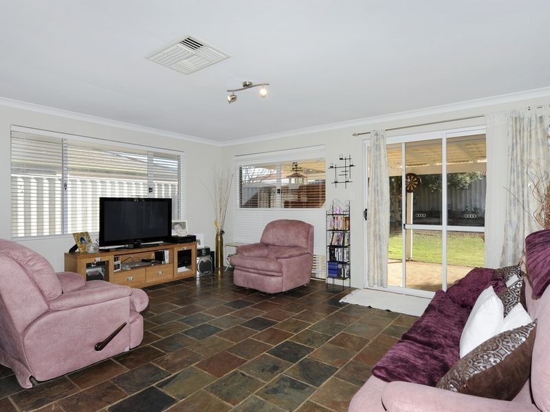 30 Grand Ocean Boulevarde, Port Kennedy WA 6172