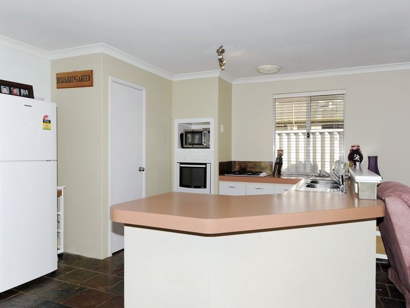 30 Grand Ocean Boulevarde, Port Kennedy WA 6172