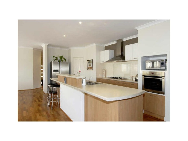 6 Abbott Brace, Baldivis WA 6171