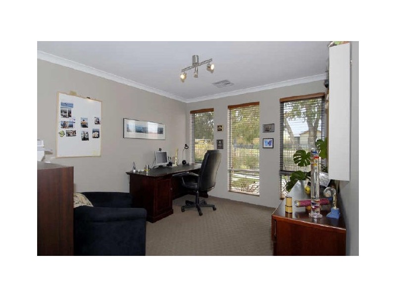 6 Abbott Brace, Baldivis WA 6171