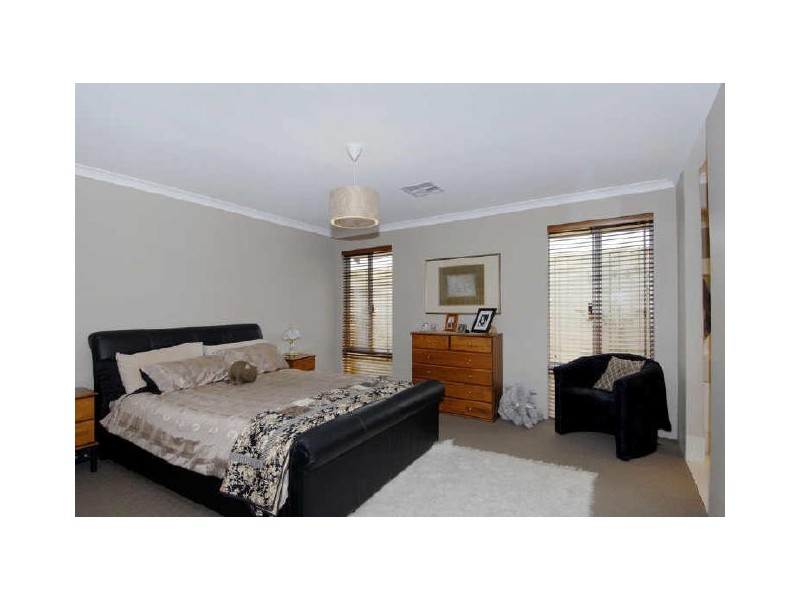 6 Abbott Brace, Baldivis WA 6171