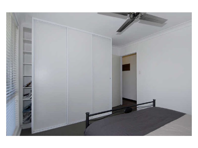 16 Joseph Road, Safety Bay WA 6169