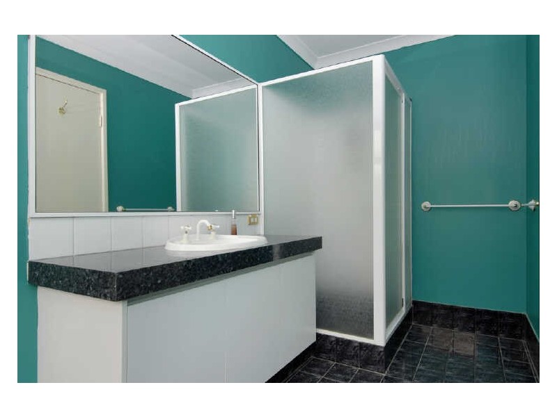 12 Rothesay Court, Cooloongup WA 6168