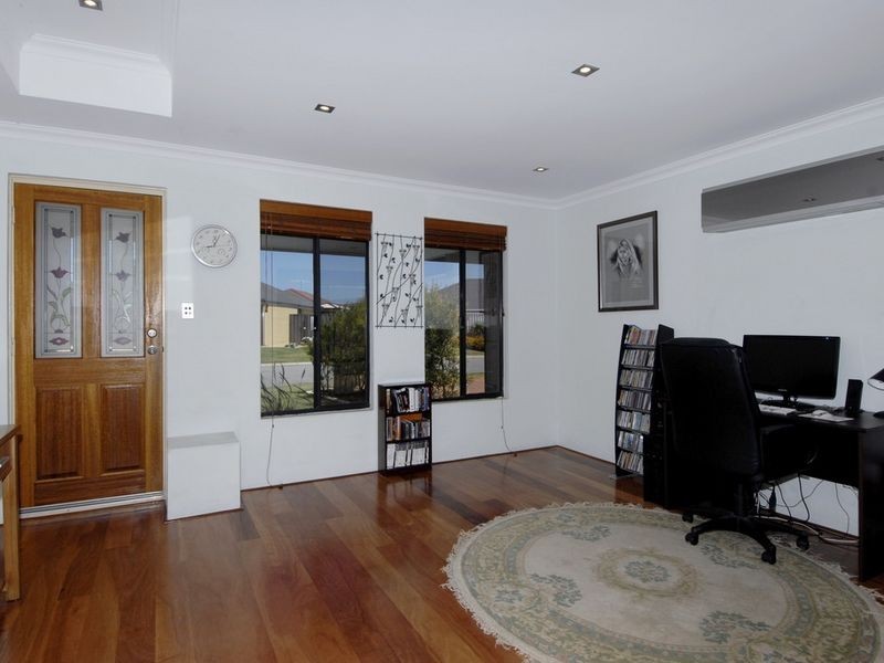 54 Liechardt Loop, Rockingham WA 6168