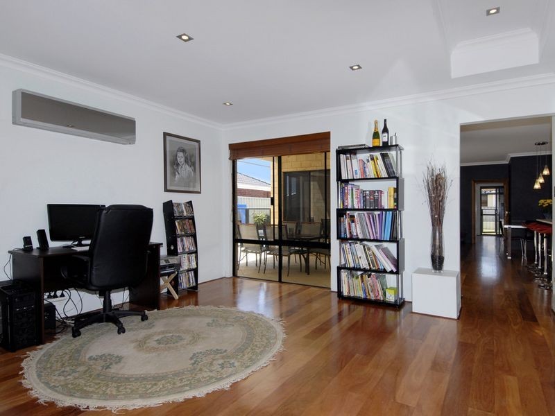54 Liechardt Loop, Rockingham WA 6168