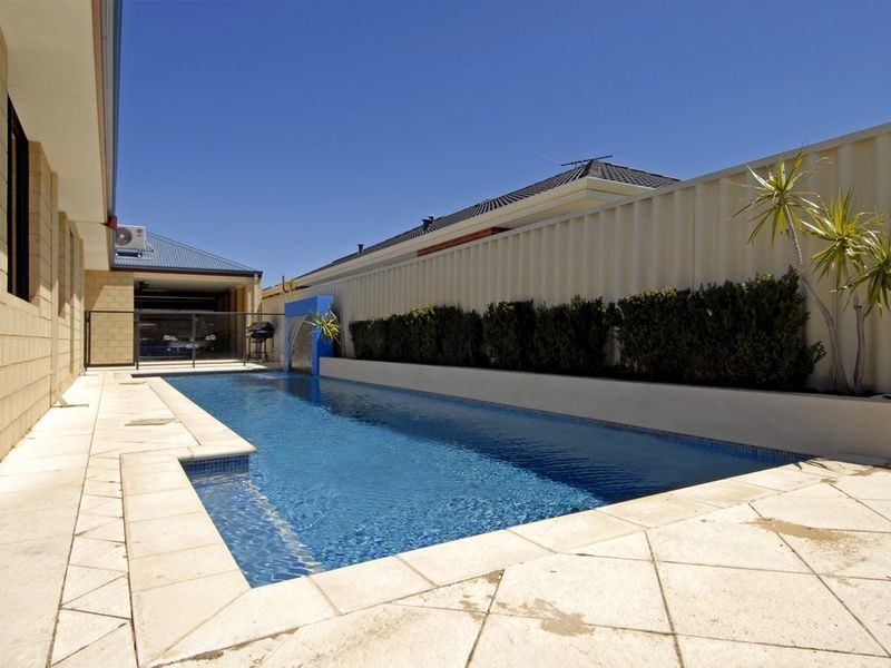 54 Liechardt Loop, Rockingham WA 6168