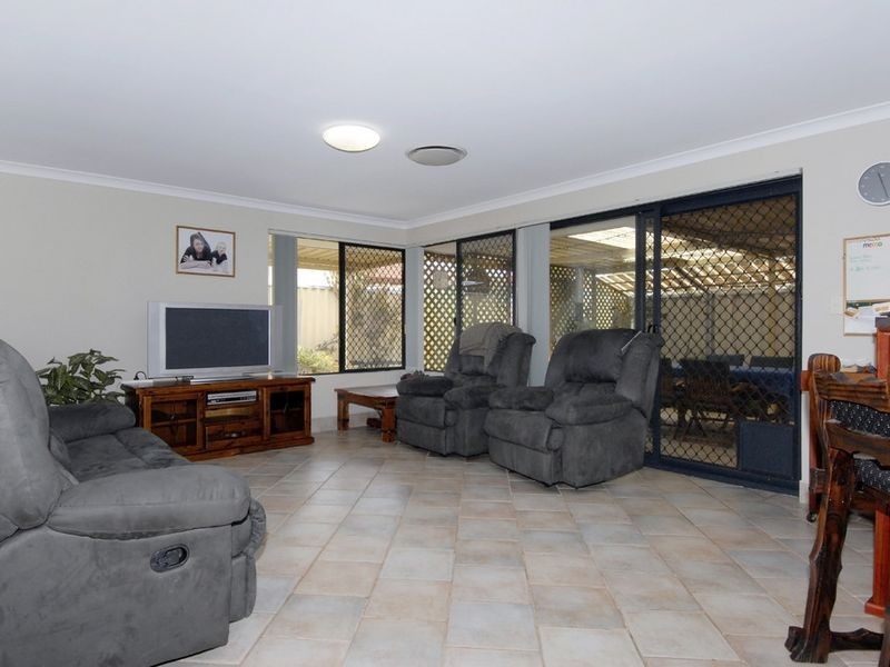 3 Burleigh Court, Waikiki WA 6169