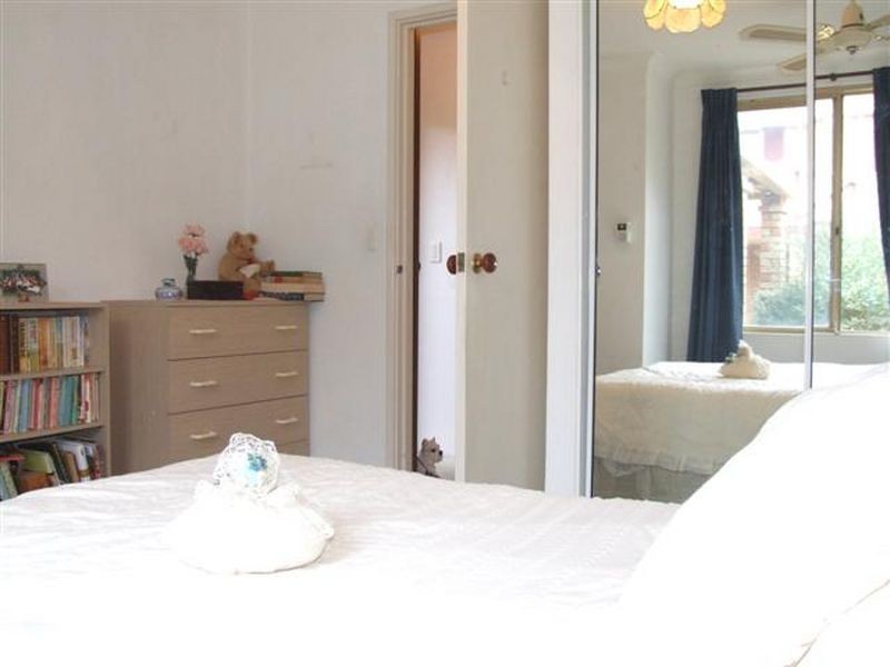 4/3 Sepia Court, Rockingham WA 6168