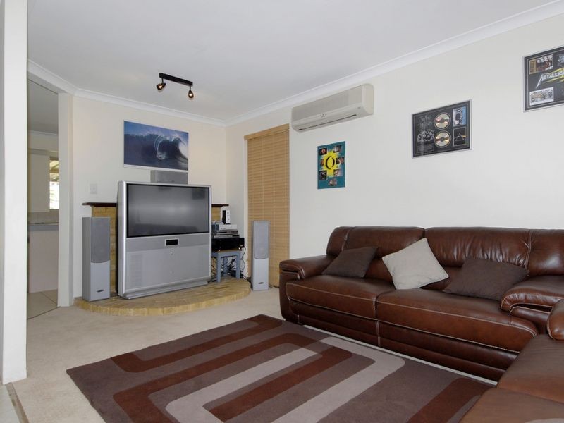 8 Gimbon Green, Leda WA 6170