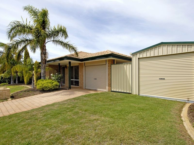 8 Gimbon Green, Leda WA 6170