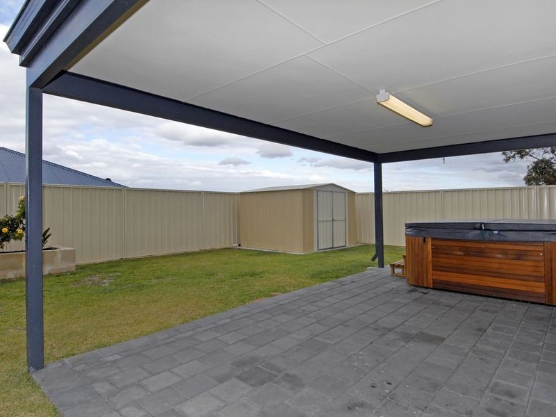 8 Carver Lane, Baldivis WA 6171