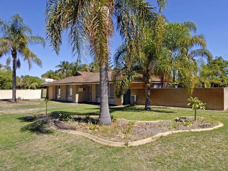 1 Tamalee Place, Hillman WA 6168