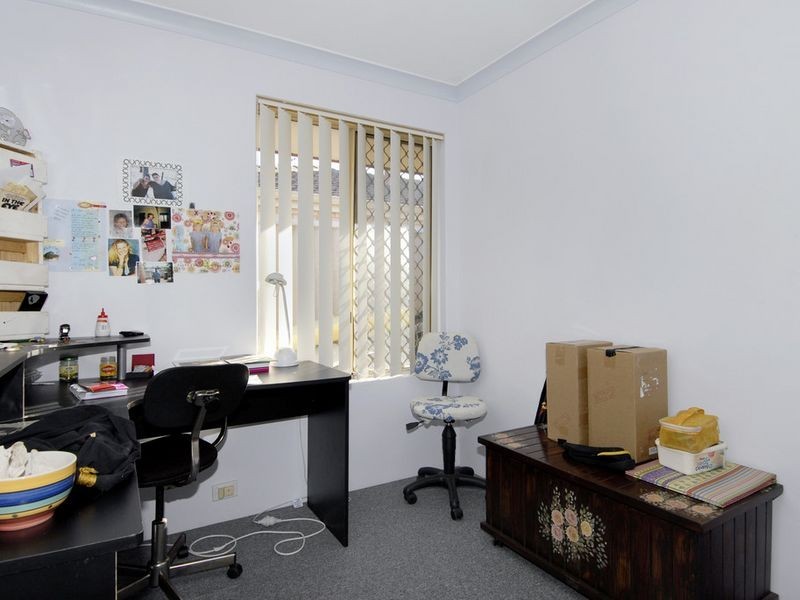 6 Wills Court, Cooloongup WA 6168