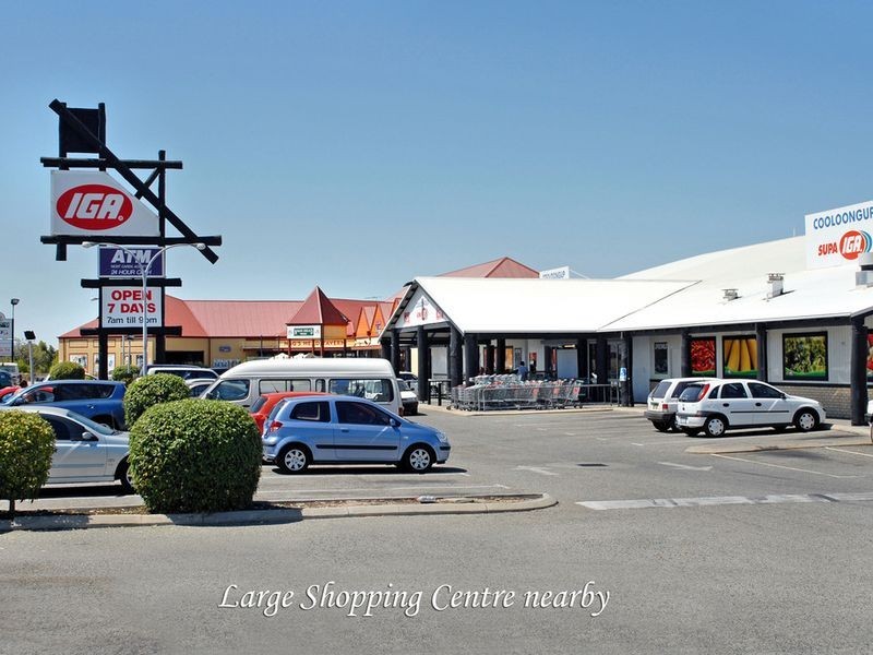 6 Wills Court, Cooloongup WA 6168