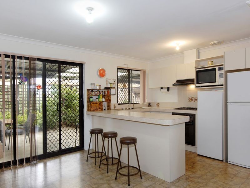 12 Inaja Mews, Warnbro WA 6169