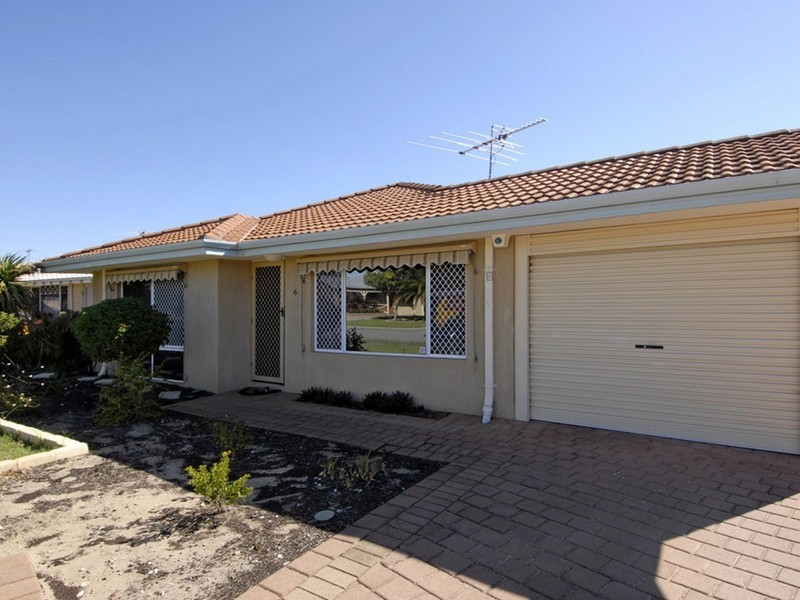 6/28 Dress Circle, Warnbro WA 6169
