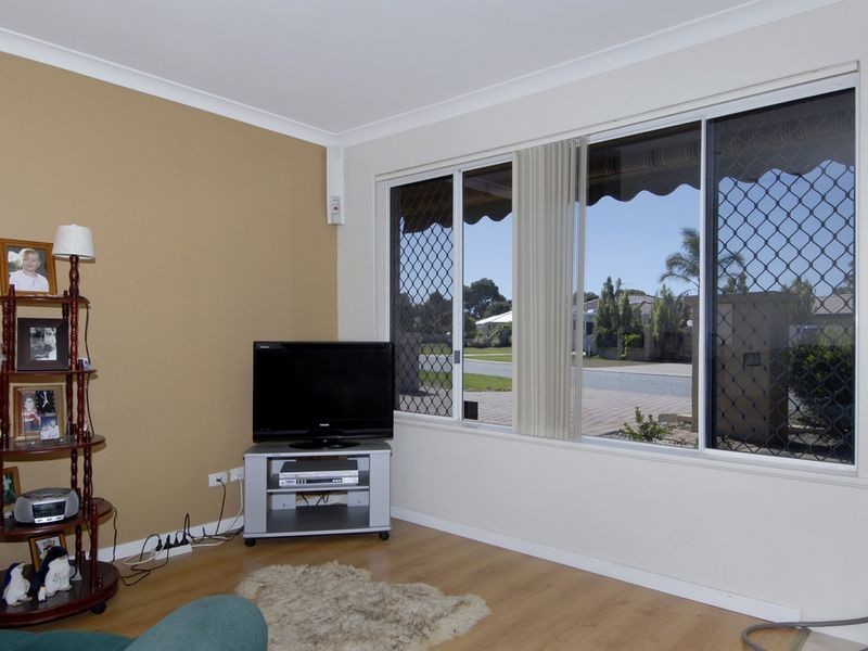 6/28 Dress Circle, Warnbro WA 6169