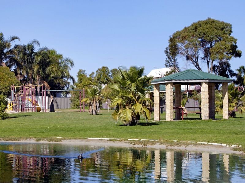 6/28 Dress Circle, Warnbro WA 6169