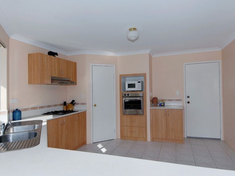 9 Ashland Crescent, Port Kennedy WA 6172
