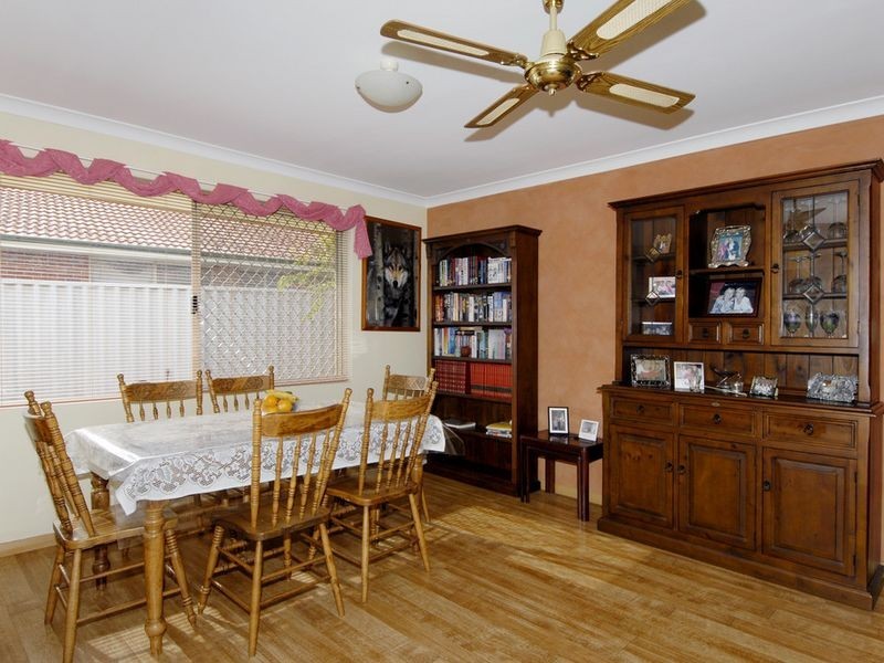 36 Roundhill Drive, Port Kennedy WA 6172