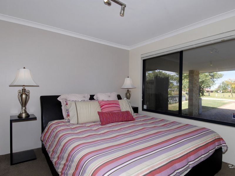 20 Lindeman Court, Waikiki WA 6169