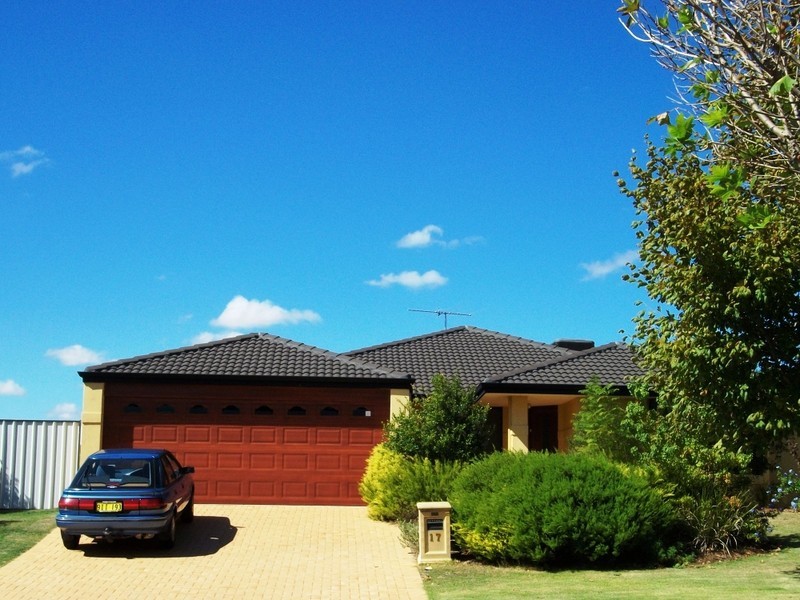 17 Arpenteur Drive, Baldivis WA 6171