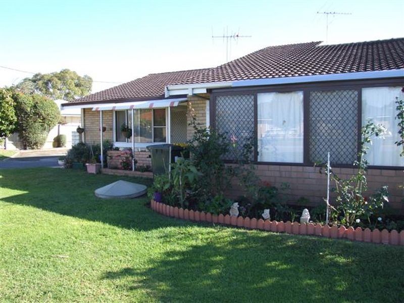1/5 Read Street, Rockingham WA 6168