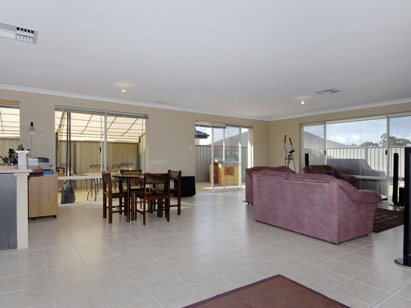 18 Birdsville Drive, Baldivis WA 6171