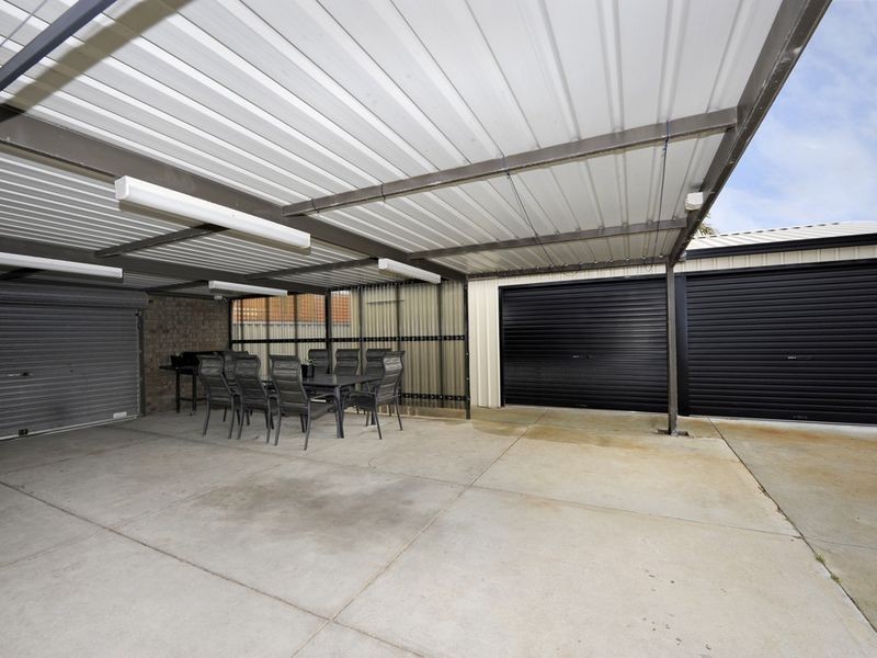 14A Monsoon Close, Waikiki WA 6169