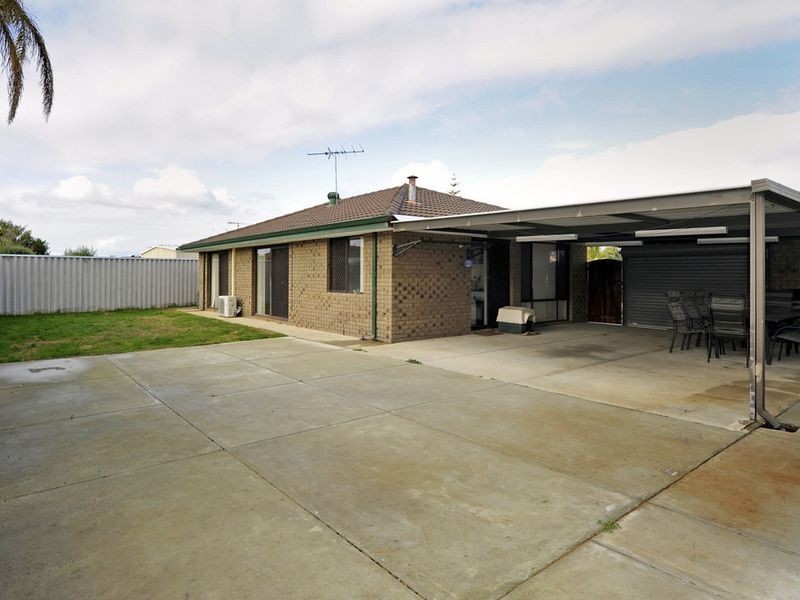14A Monsoon Close, Waikiki WA 6169