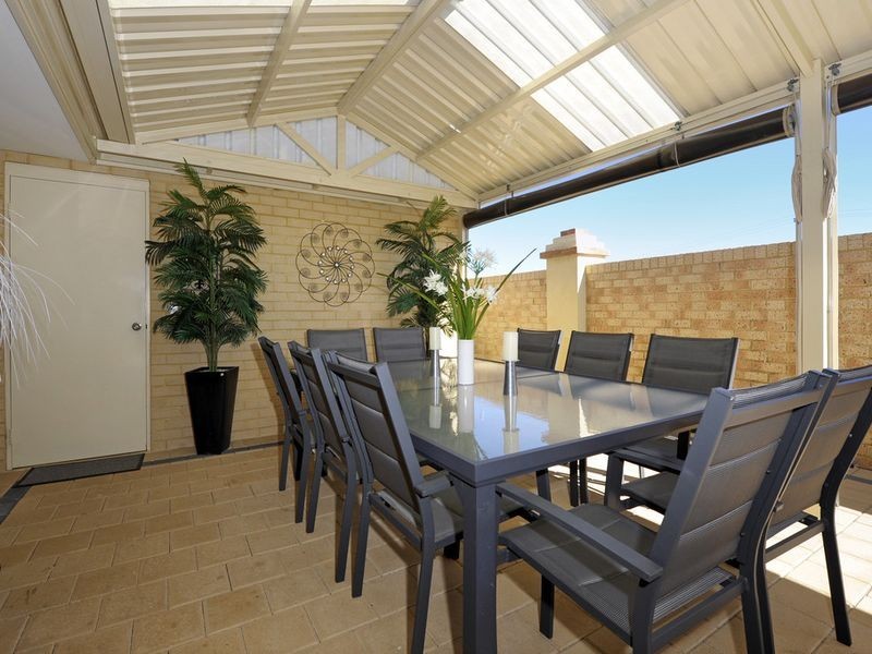 1 San Sebastian Boulevard, Port Kennedy WA 6172