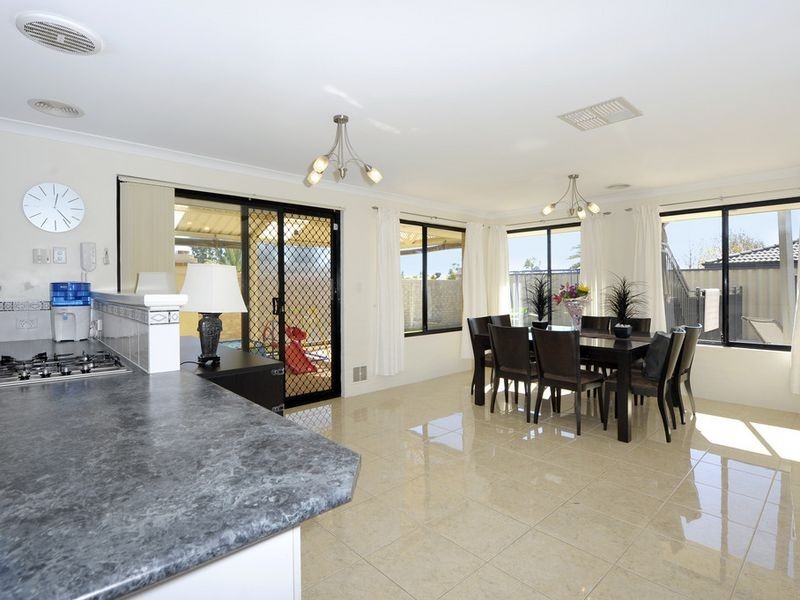 1 San Sebastian Boulevard, Port Kennedy WA 6172