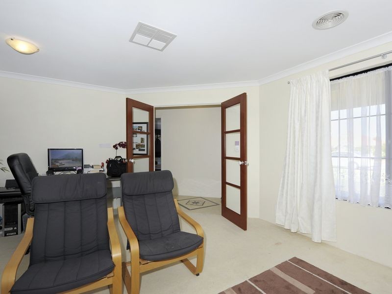 1 San Sebastian Boulevard, Port Kennedy WA 6172