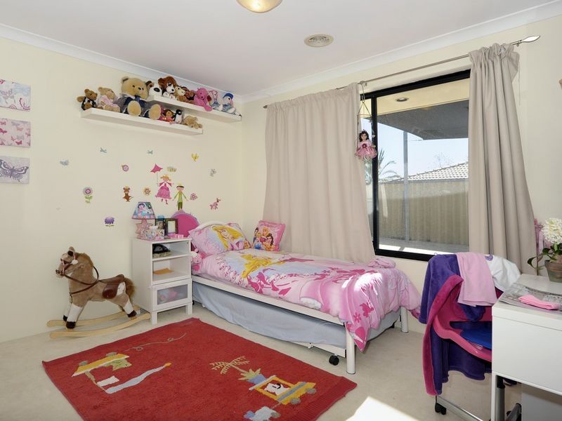 1 San Sebastian Boulevard, Port Kennedy WA 6172