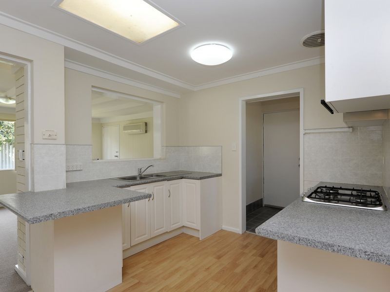 24 Mataitai Loop, Cooloongup WA 6168