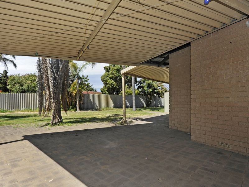24 Mataitai Loop, Cooloongup WA 6168