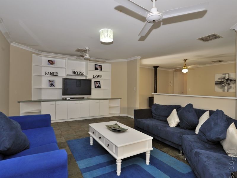 9 Chancery Court, Port Kennedy WA 6172