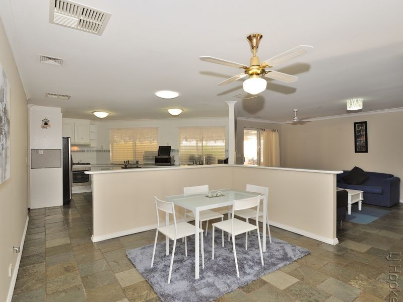 9 Chancery Court, Port Kennedy WA 6172