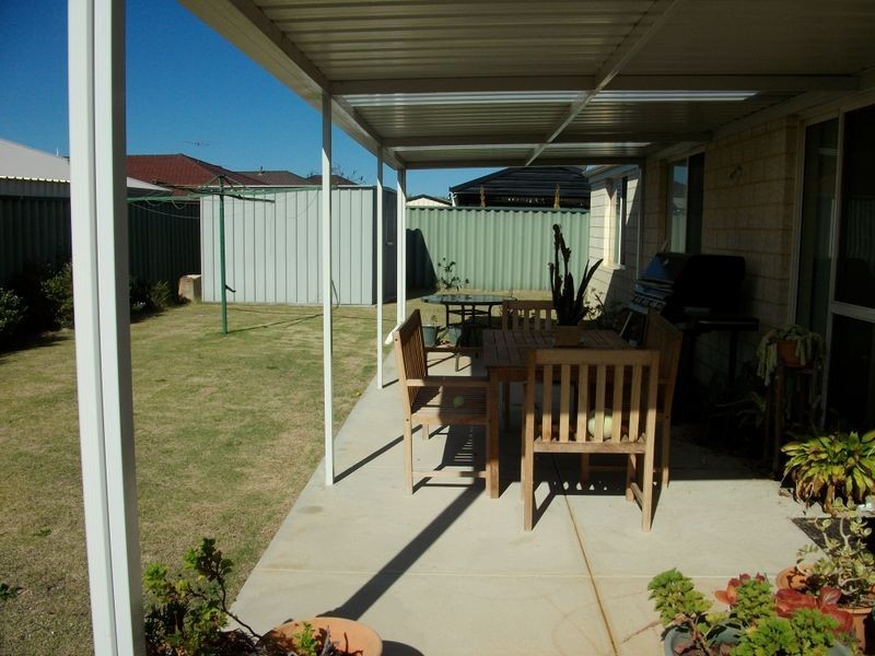 126 Bayside Blvd, Port Kennedy WA 6172