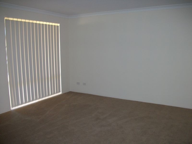 126 Bayside Blvd, Port Kennedy WA 6172