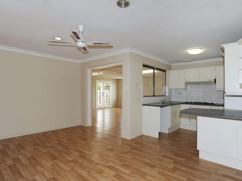 12 Ballard Court, Cooloongup WA 6168